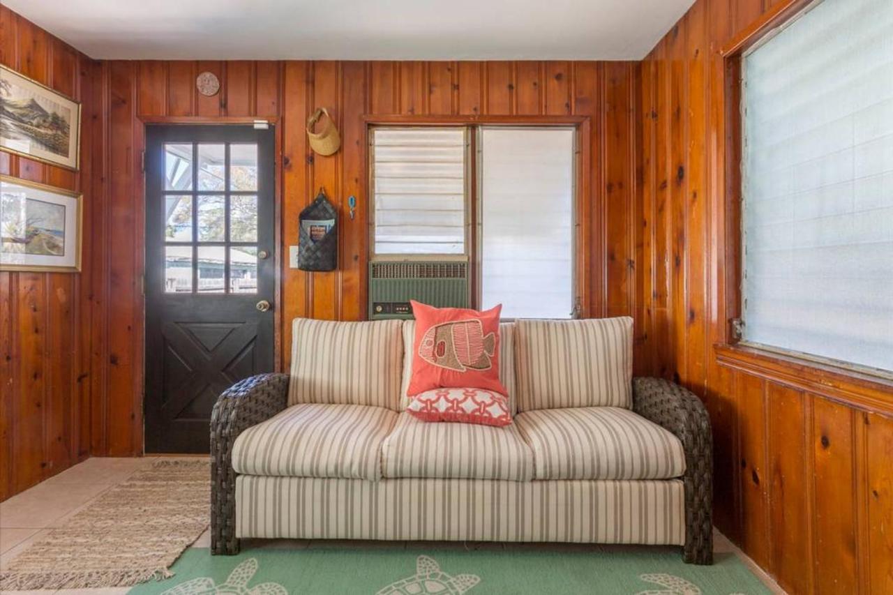 Northeast St. Petersburg Cottage By Techtravel Exterior photo